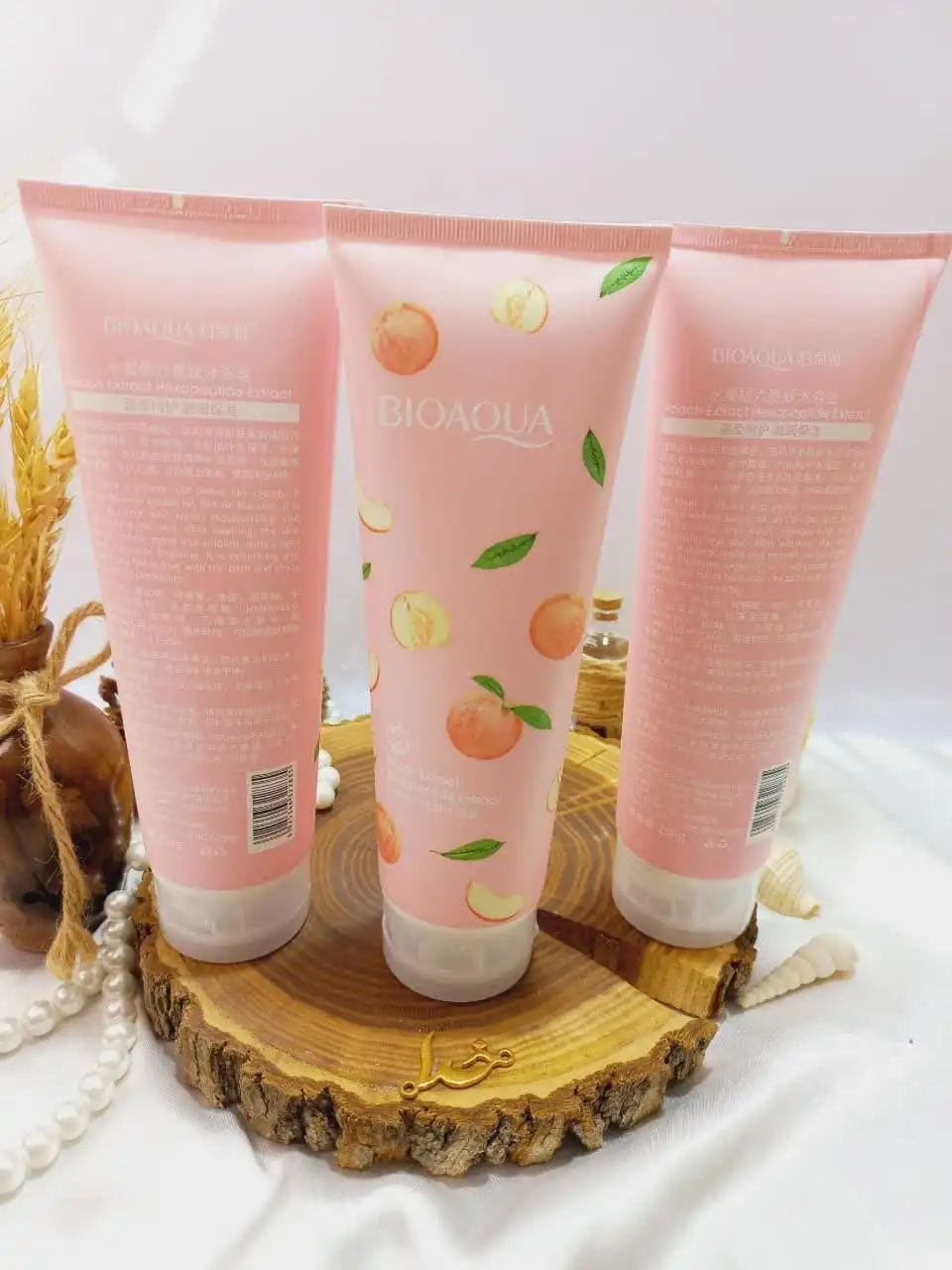 اسکراب و نمک بدن تیوپی هلو بیوآکوا bqy22835