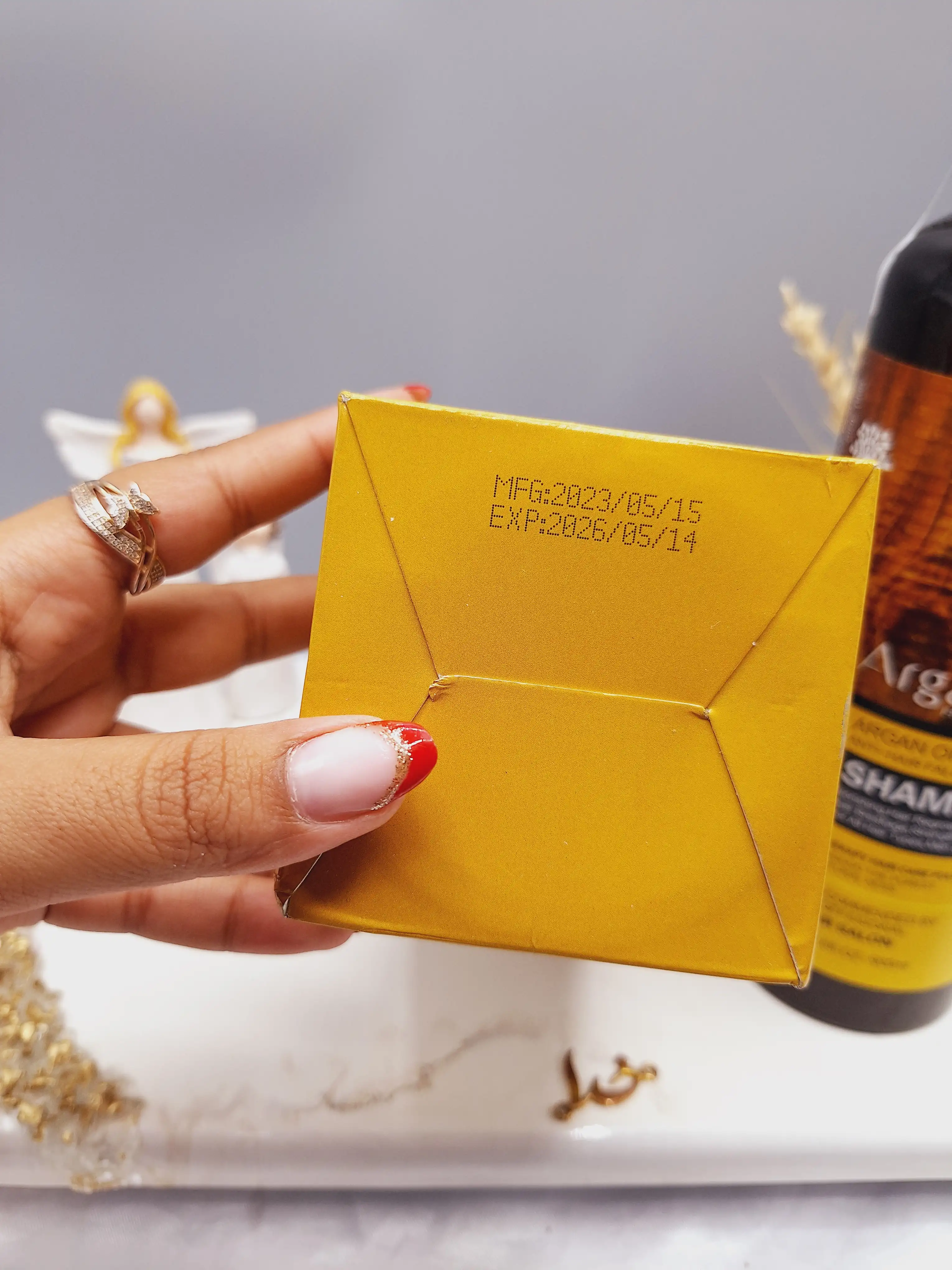 شامپو روغن آرگان کراتینه مراکشی هک شده ساخت اسلواکی جعبه دار لایتنس 900 میل 95% ARGAN OIL اصل اسکنر دار