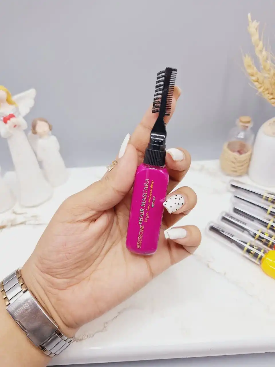 ریمل مو رنگی شانه دار تکی برند BIGERBOWE