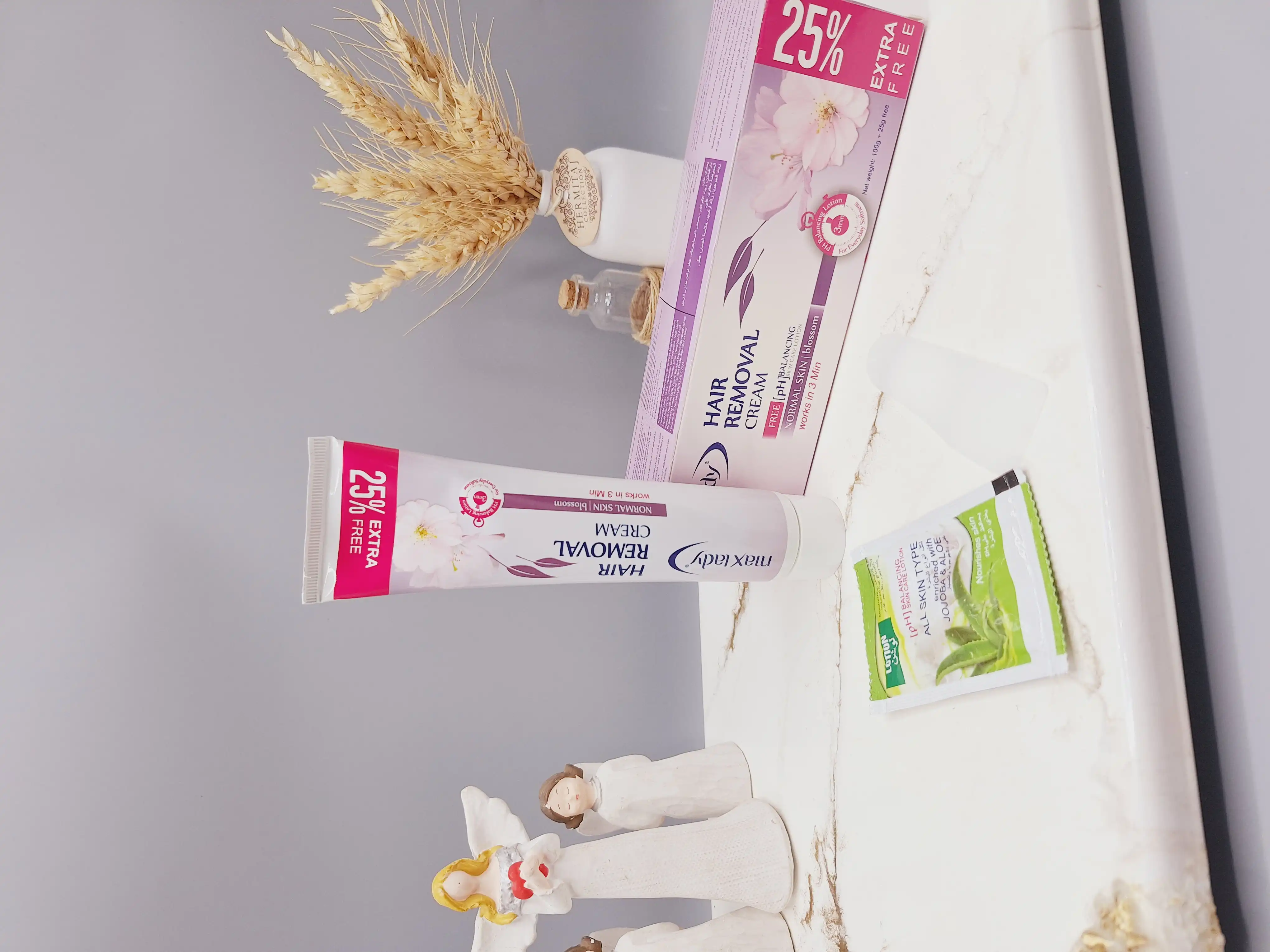 کرم موبر بدن برند مکس لیدی رایحه گل شکوفه بنفش کد 2114