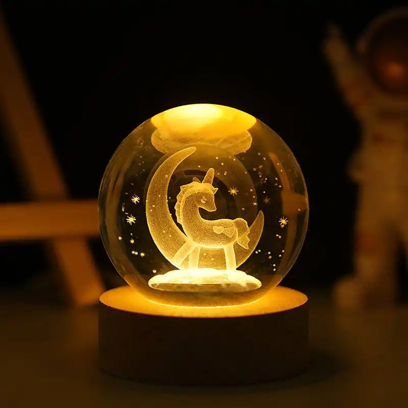 چراغ خواب گوی کریستالی فوق العاده زیبا طرح اسب تک شاخ