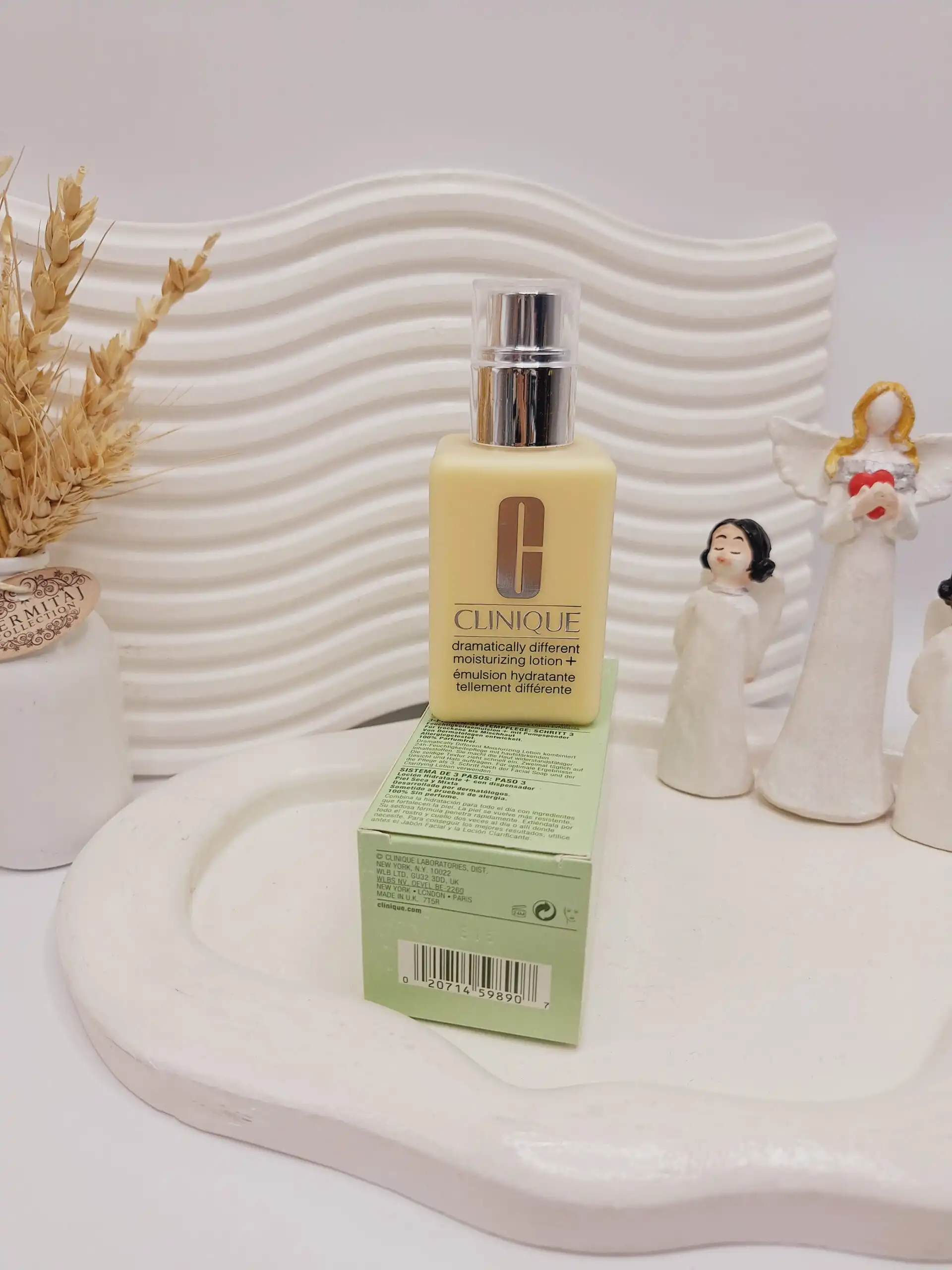 ژل آبرسان کلینیک مناسب پوست مختلط خیلی خشک تا خشک حجم 125 میل کد 9890 (های کپی امارات)