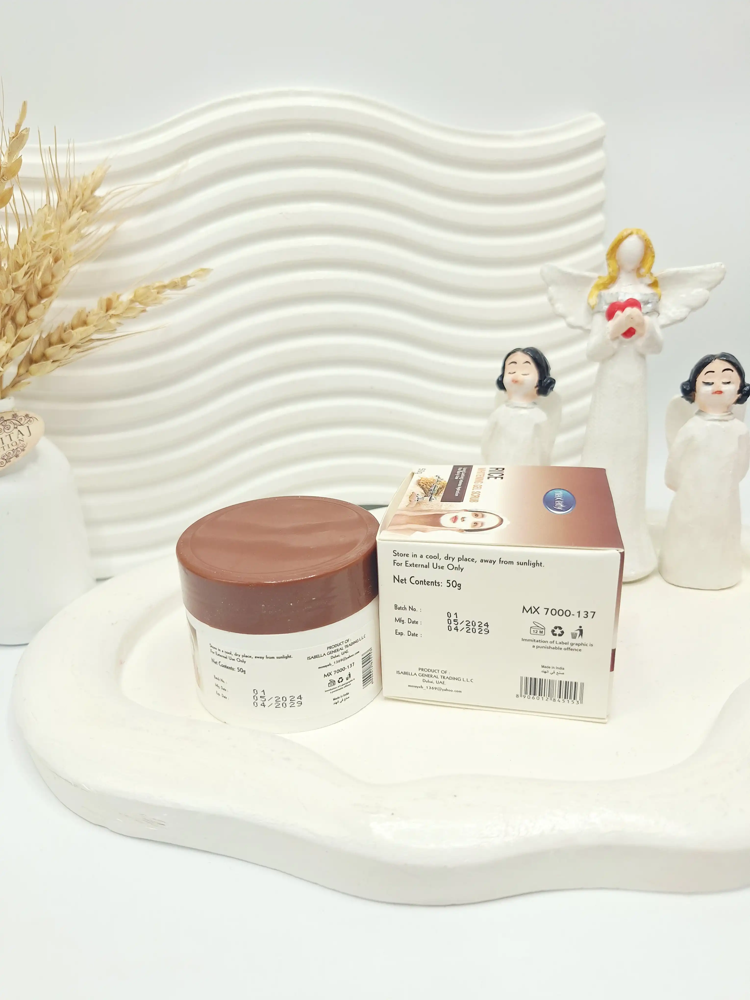 ژل اسکراب صورت برنج مکس لیدی کد 5153 (کارتن قهوه ای)