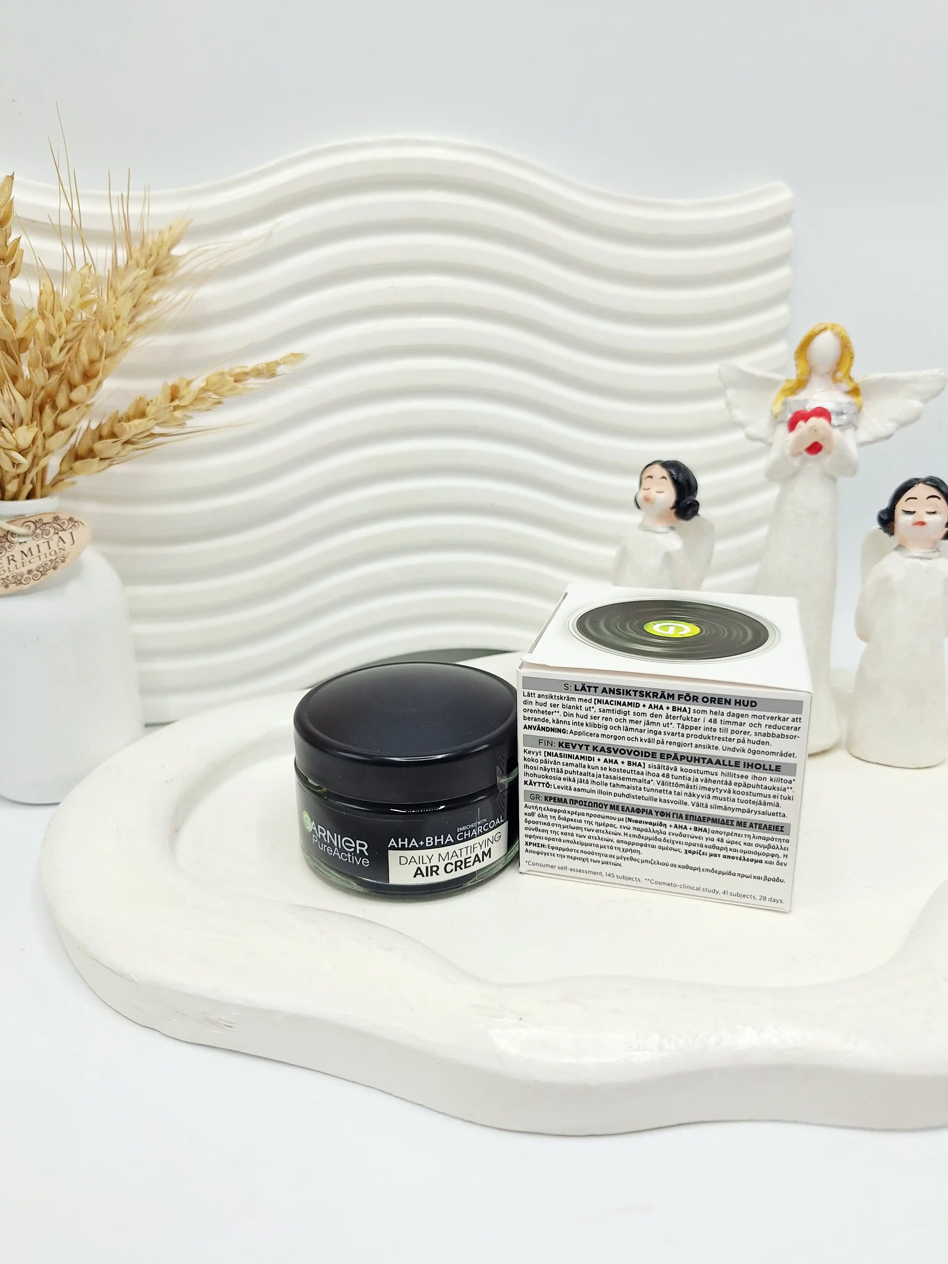 کرم آبرسان و مات کننده صورت گارنیر  کنترل کننده چربی پوست اصل و اورجینال کد 2880