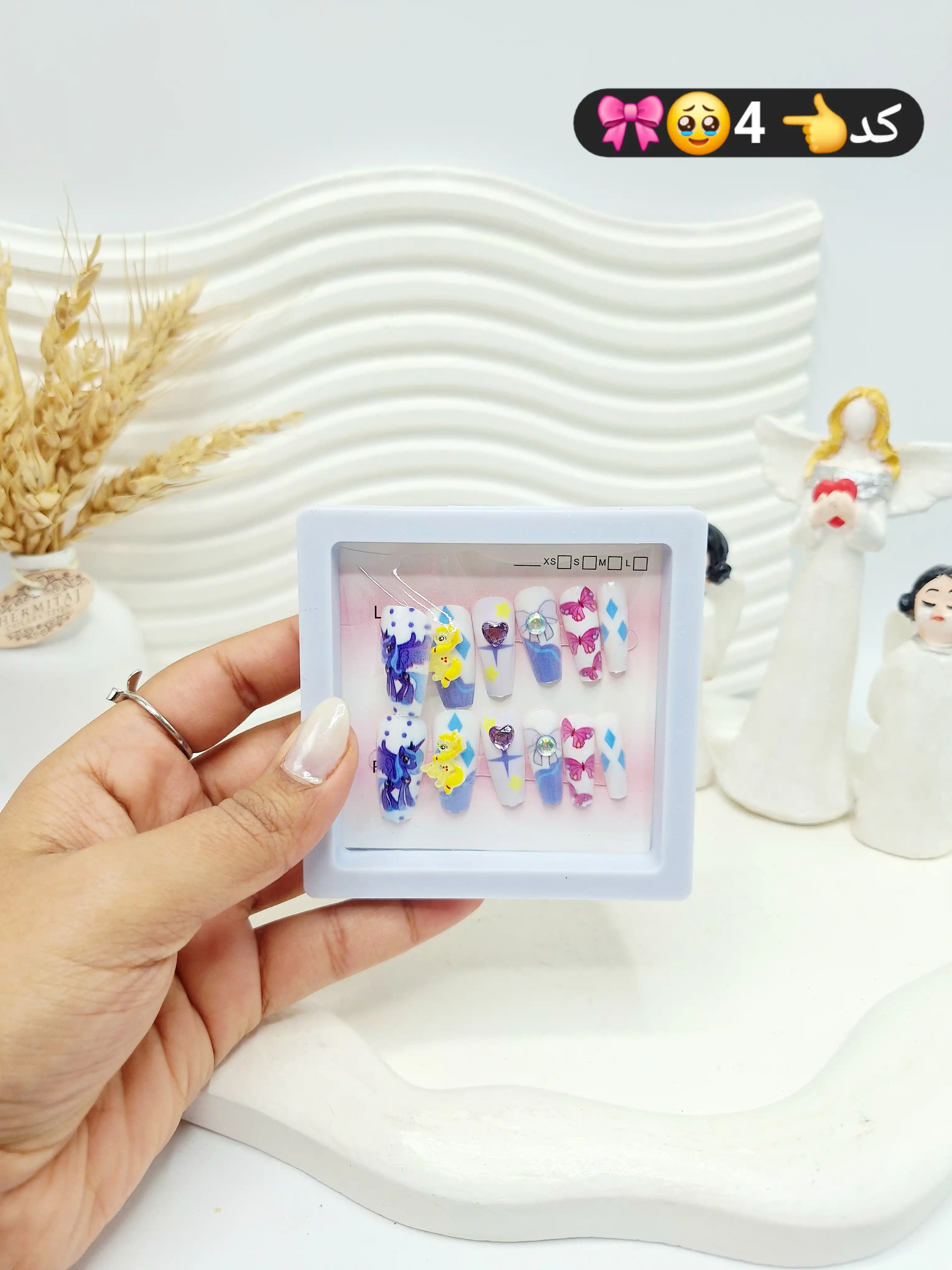 پک اختصاصی کامل ناخن مصنوعی طرح فانتری کیوت با چسپ ناخن دو طرفه (کیفیت تضمینی )