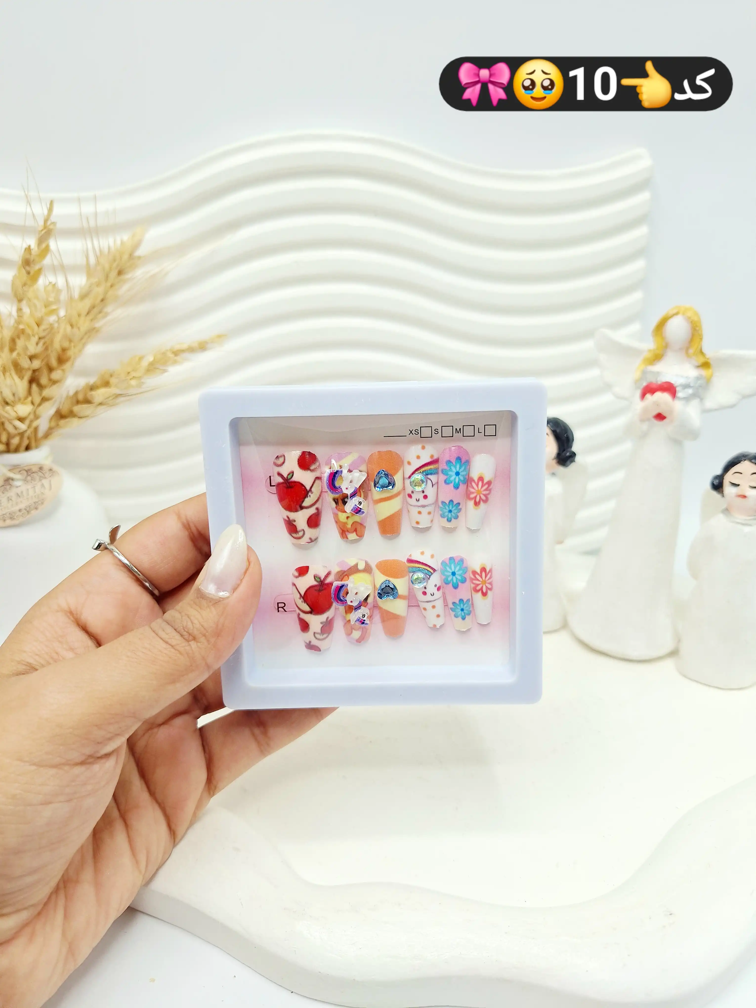 پک اختصاصی کامل ناخن مصنوعی طرح فانتری کیوت با چسپ ناخن دو طرفه (کیفیت تضمینی )