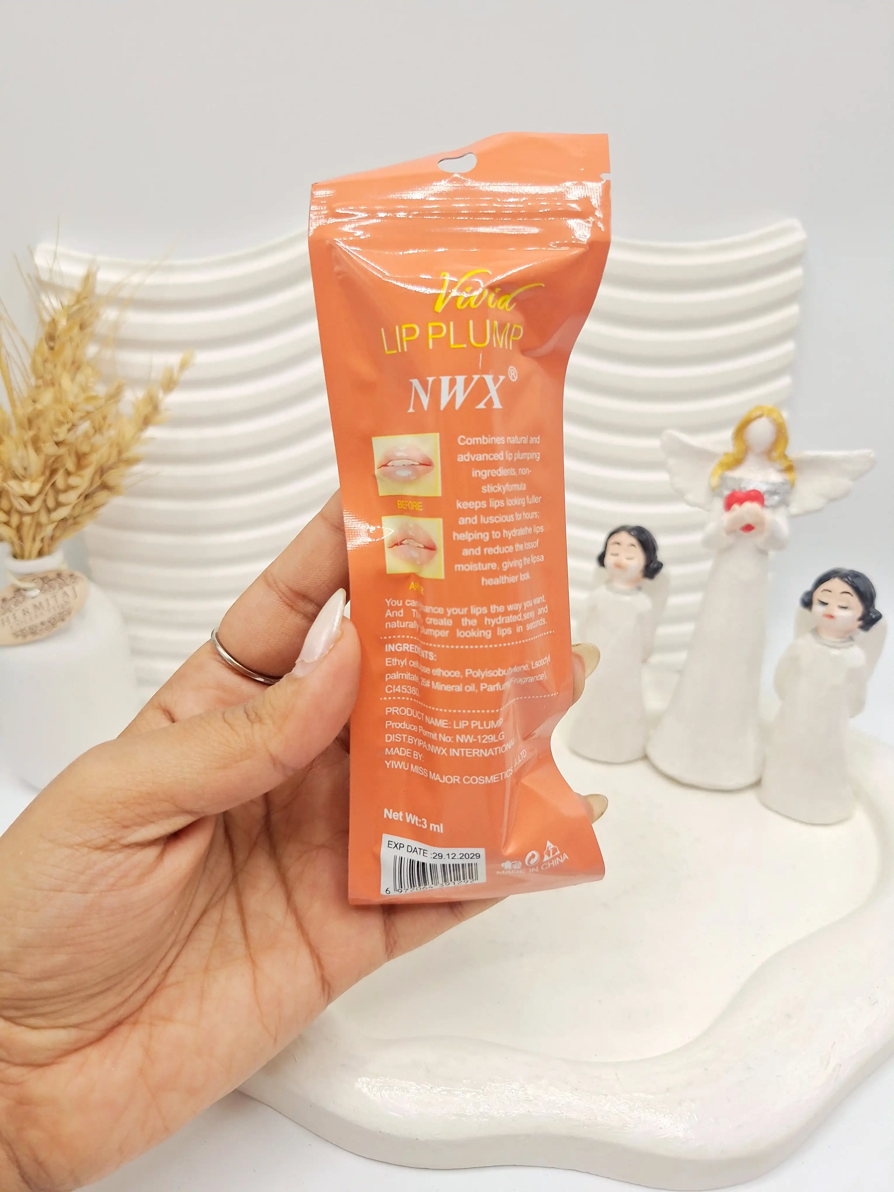 حجم دهنده لب هلو NWX کد 1292