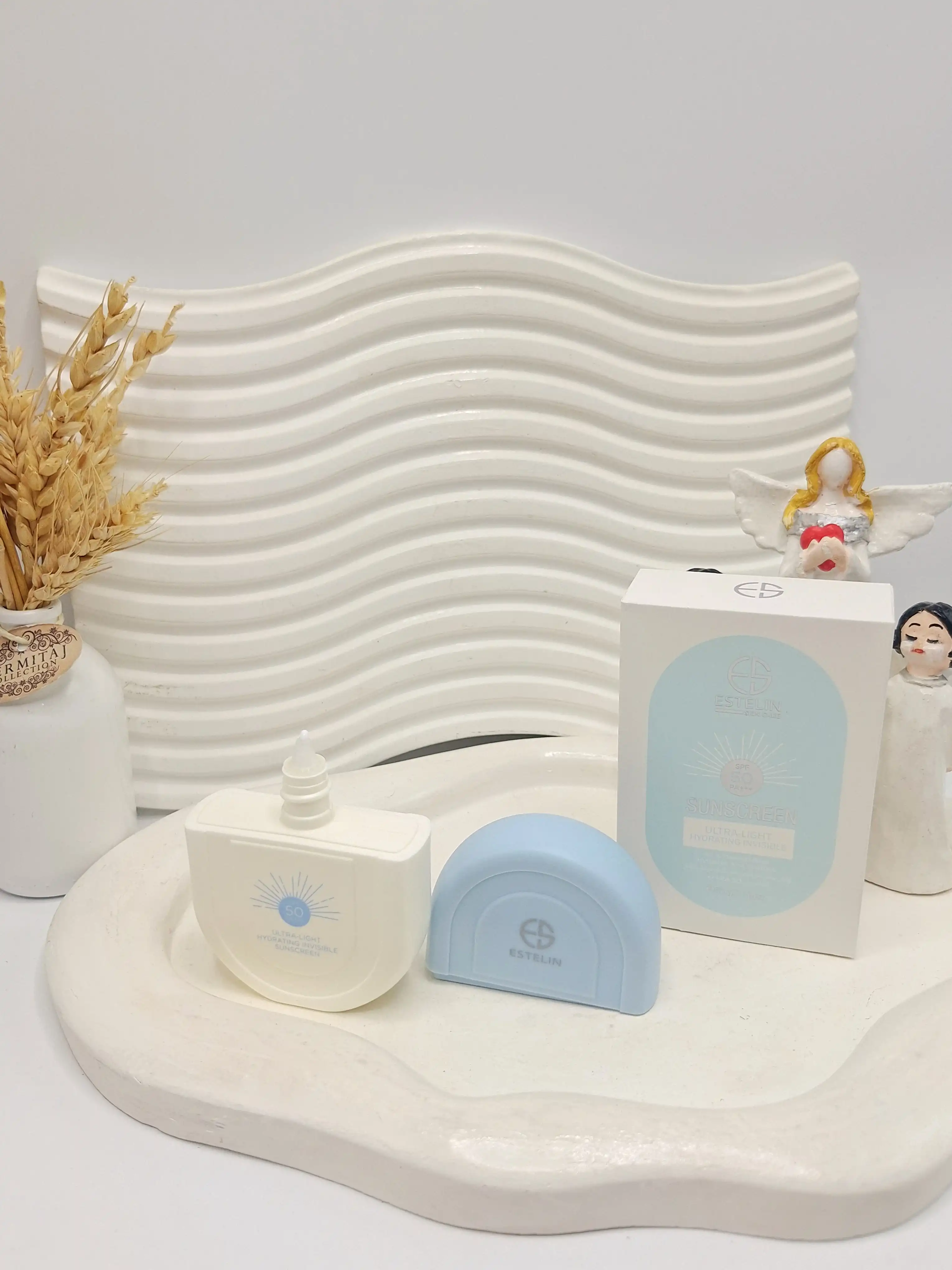 کرم ضد آفتاب استیلن بی رنگ 50 میل spf50 اصلی کد 4558 (کارتن آبی)