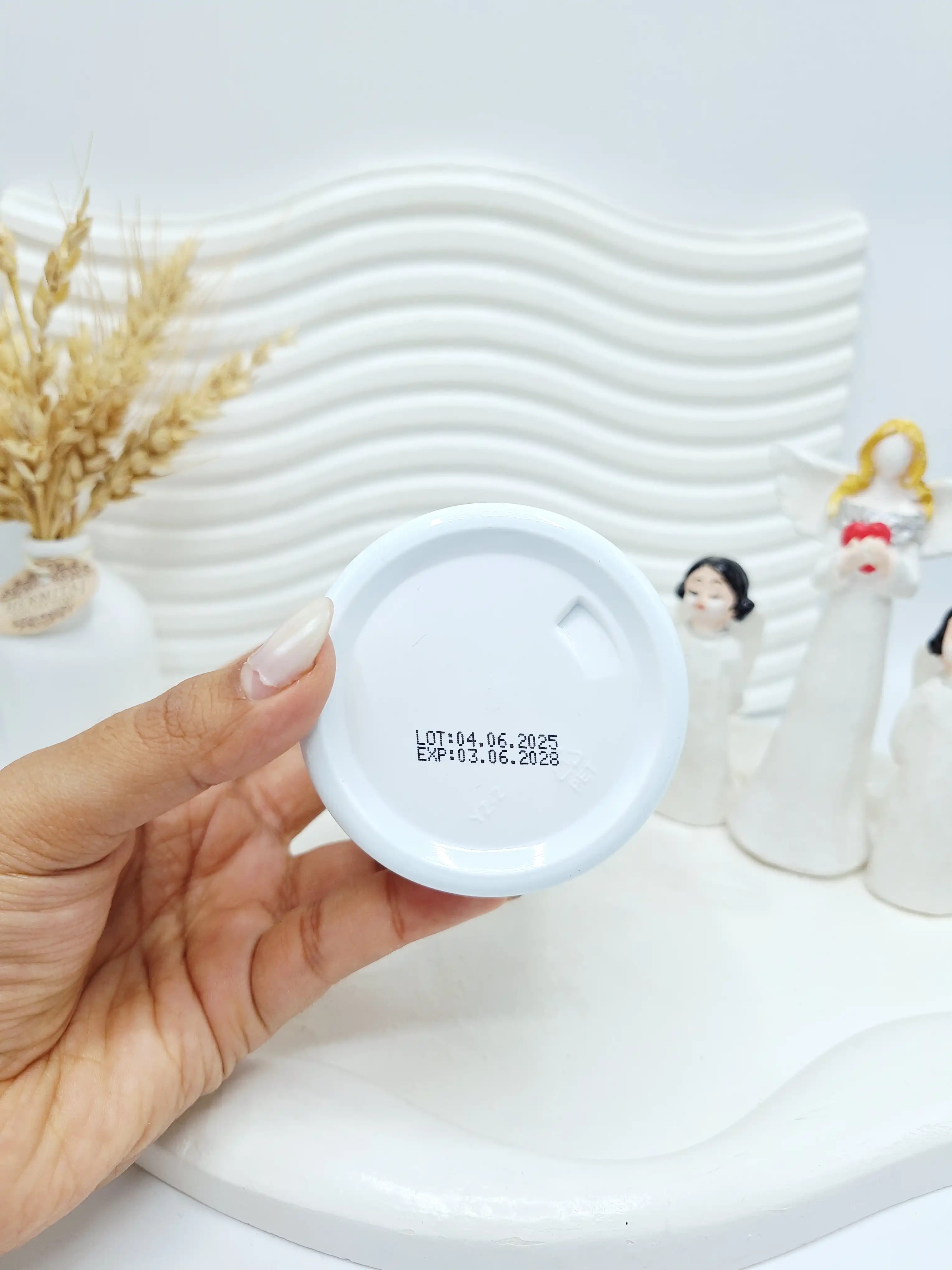 کره بدن با عصاره ارکیده حجم 260 گرم کد 8267