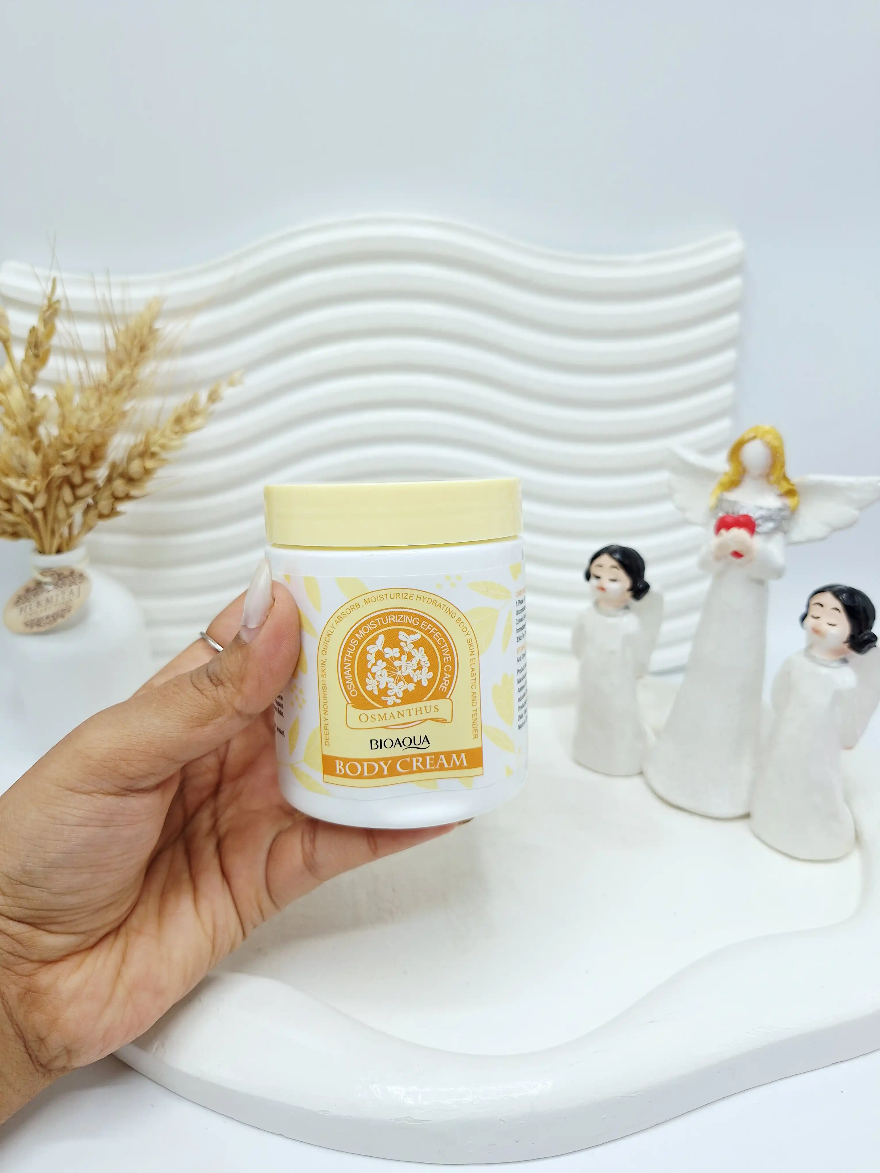 کره بدن با عصاره اسمانتوس حجم 260 گرم کد 8250