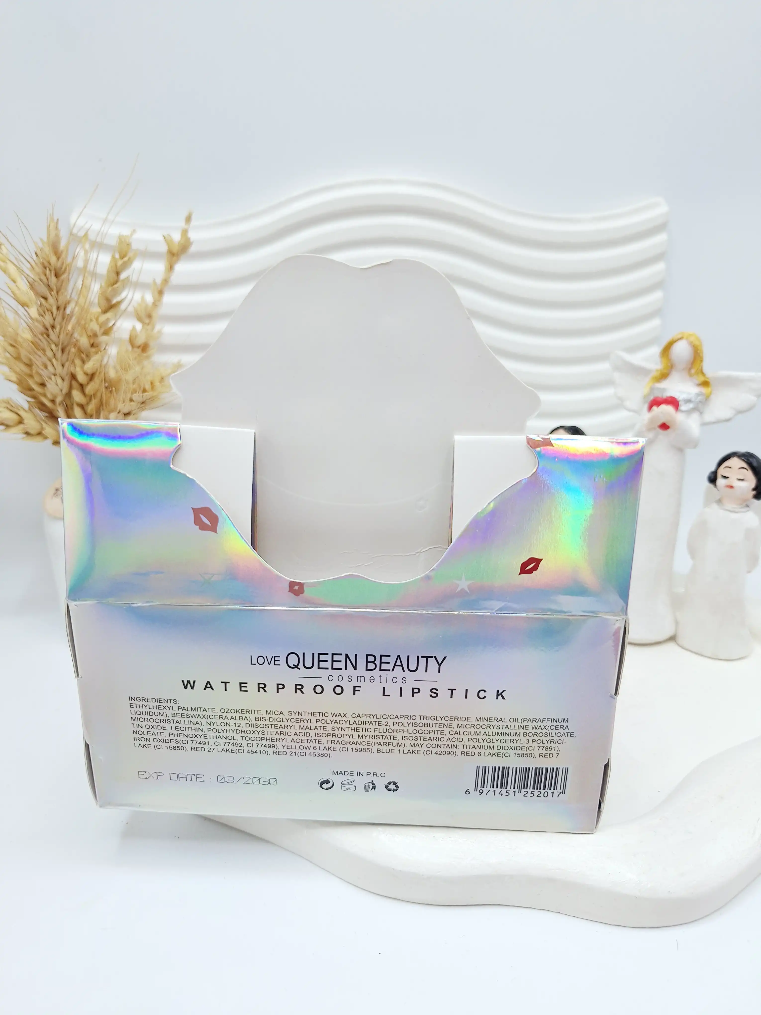 پک 6 تایی رژ جامد شاین دار پوکه نقره ای برند کویین بیوتی کد 201