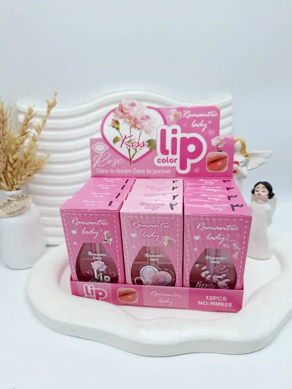پالت 6 تایی رژ و لیپ گلاس ادکلنی همراه با اپلیکاتور برند رمانتیک لیدی کد 625