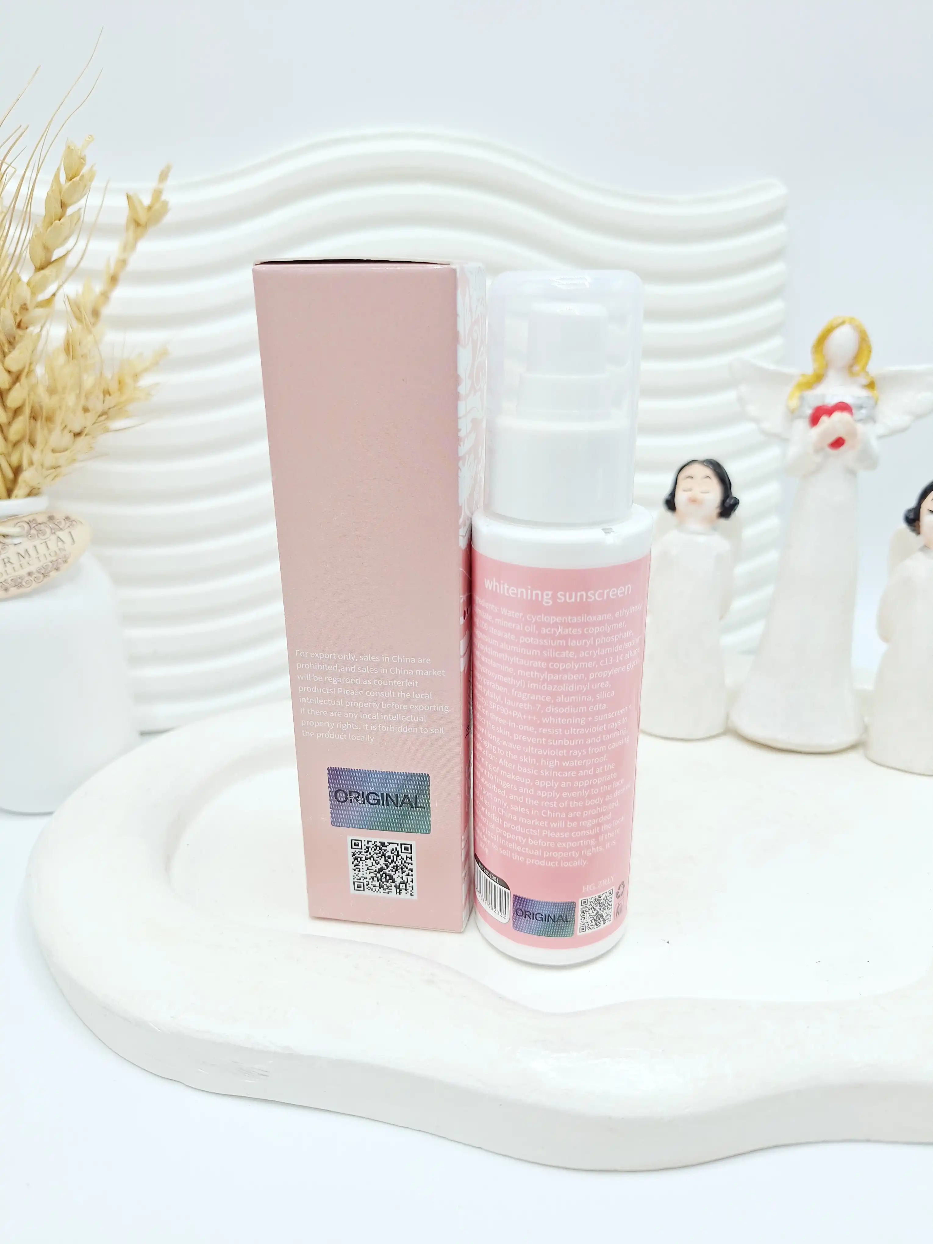 ضد آفتاب Spf 90 پمپی بیرنگ و سبک یارا (کارتن صورتی ) کد 2322