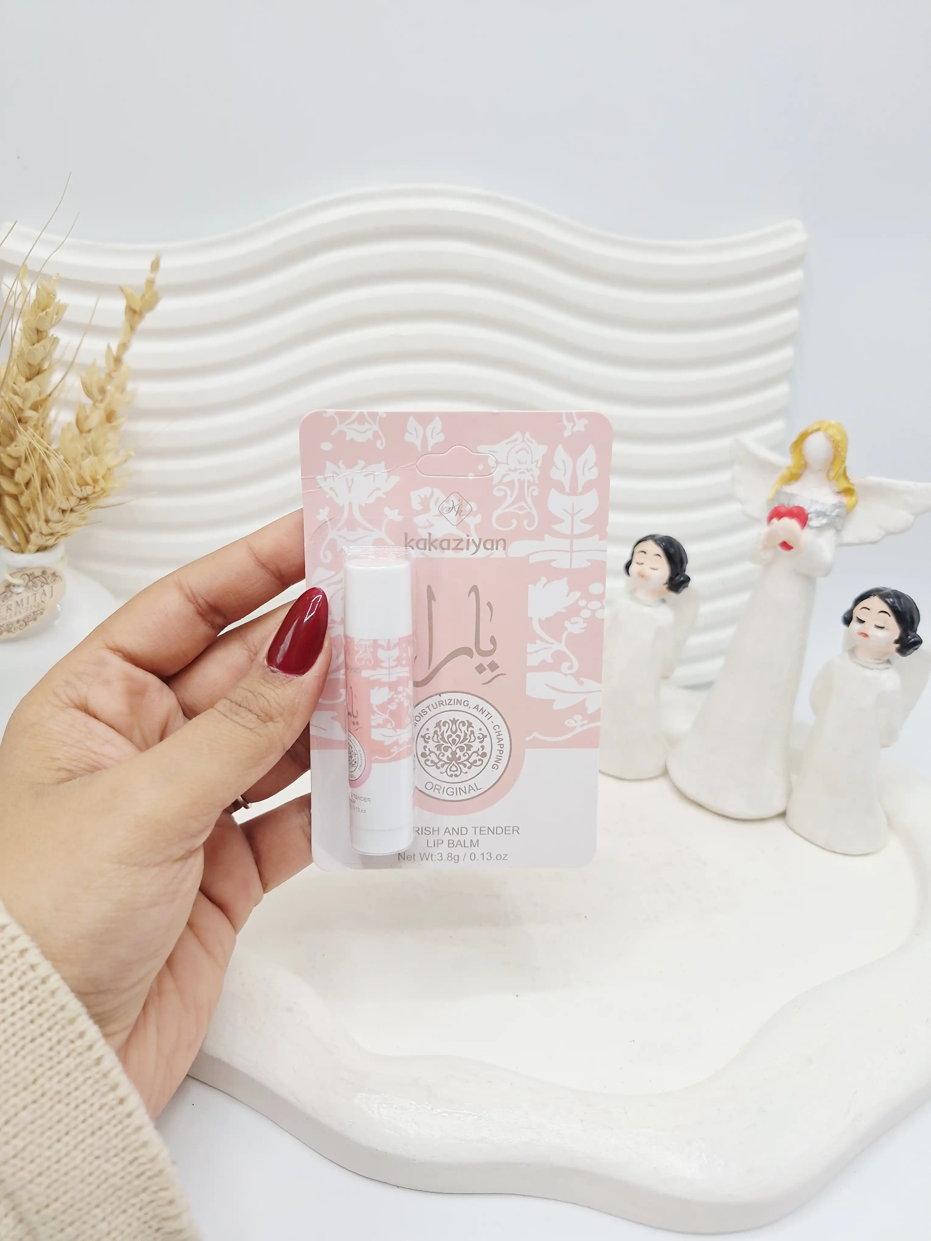 بالم لب ضد خشکی پوکه ای یارا کارتن صورتی کد9656