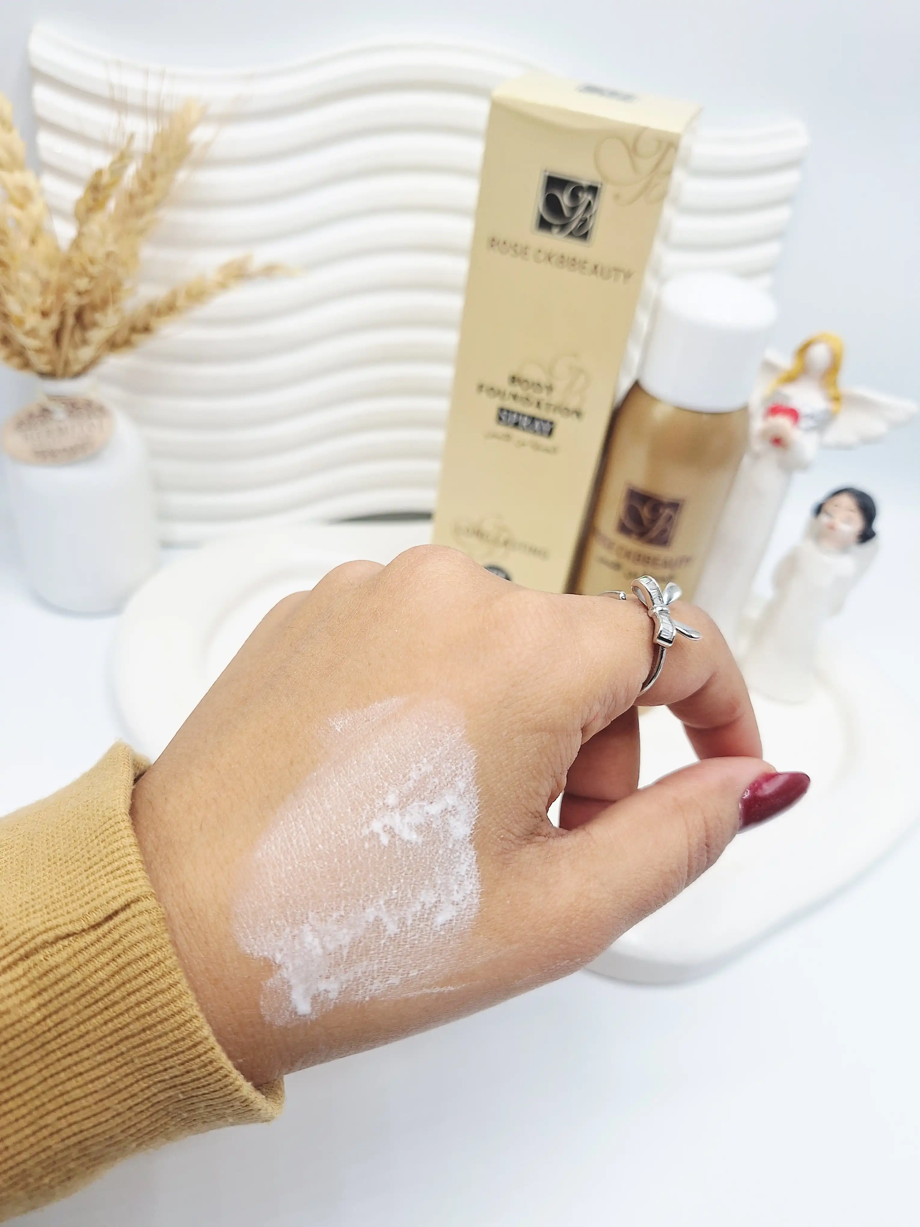 اسپری سفید کننده بدن با ماندگاری بلند SPF 30 برند ROSE CKBBEAUTY کد 1279