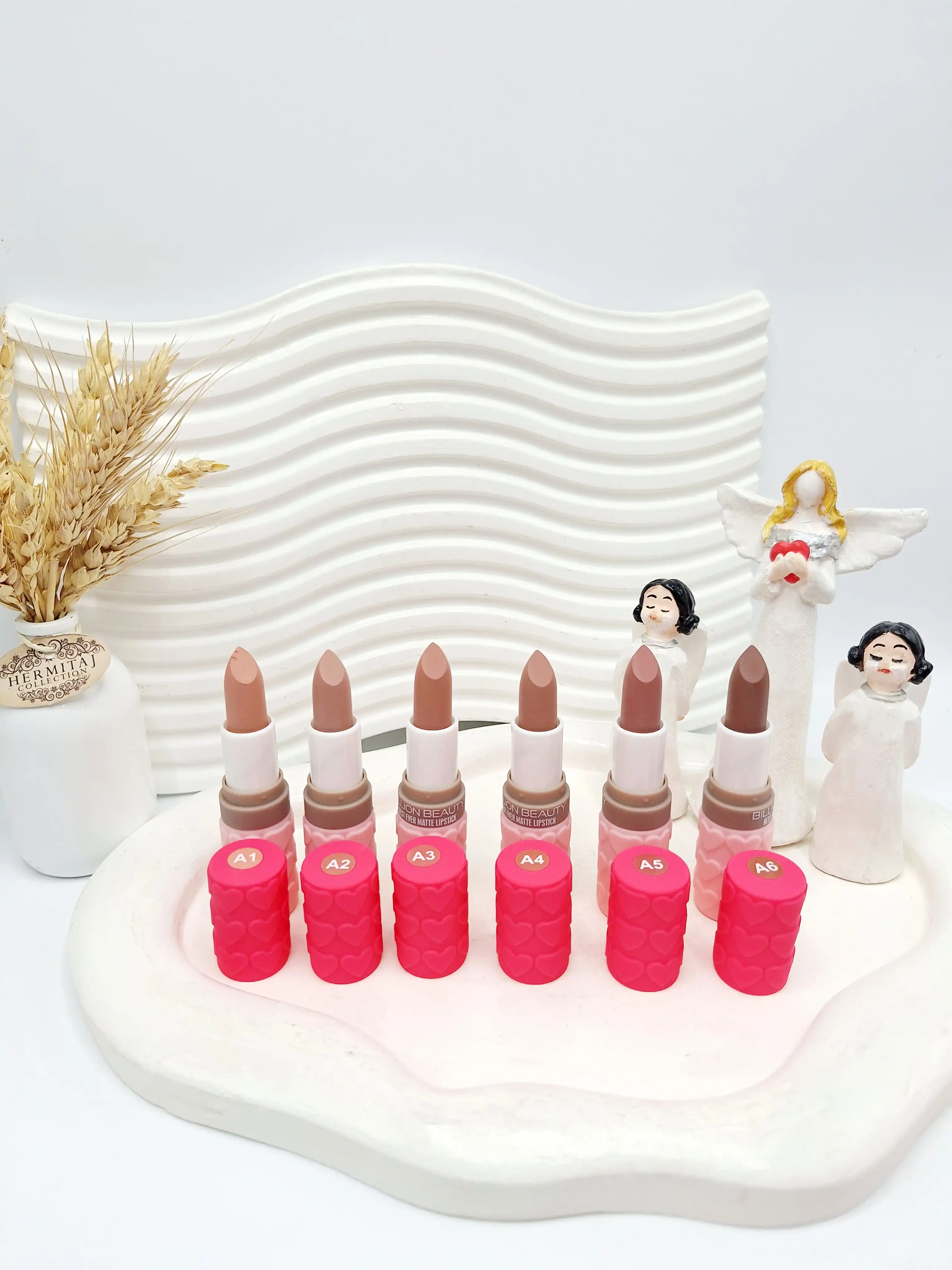 رژلب تکی مات خوش رنگ و با کيفيت برند BILLON BEAUTY کد 80075