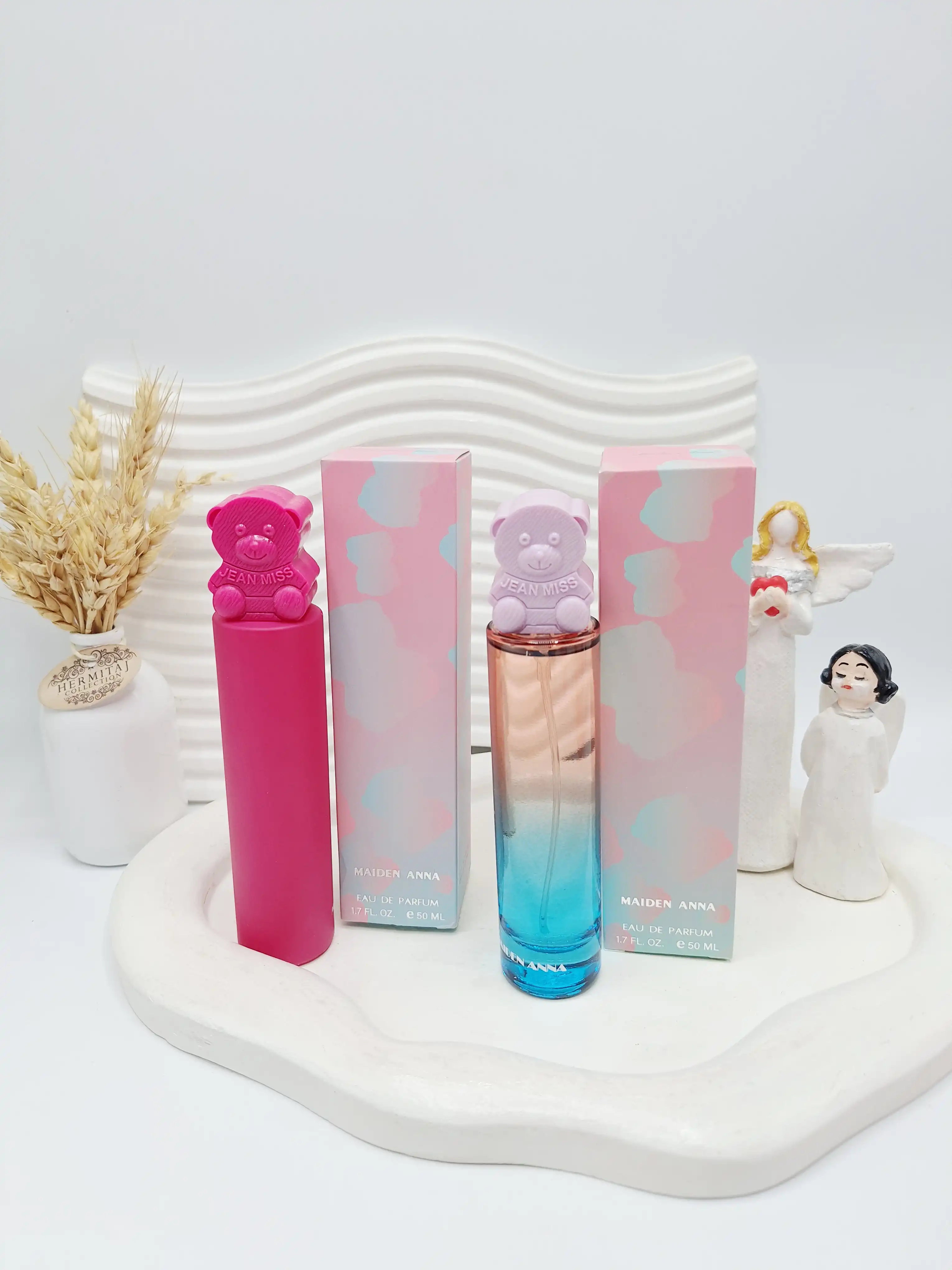 عطر خرسی با رایحه های شیرین و میوه ای  برند MAIDEN ANNA کد 3180