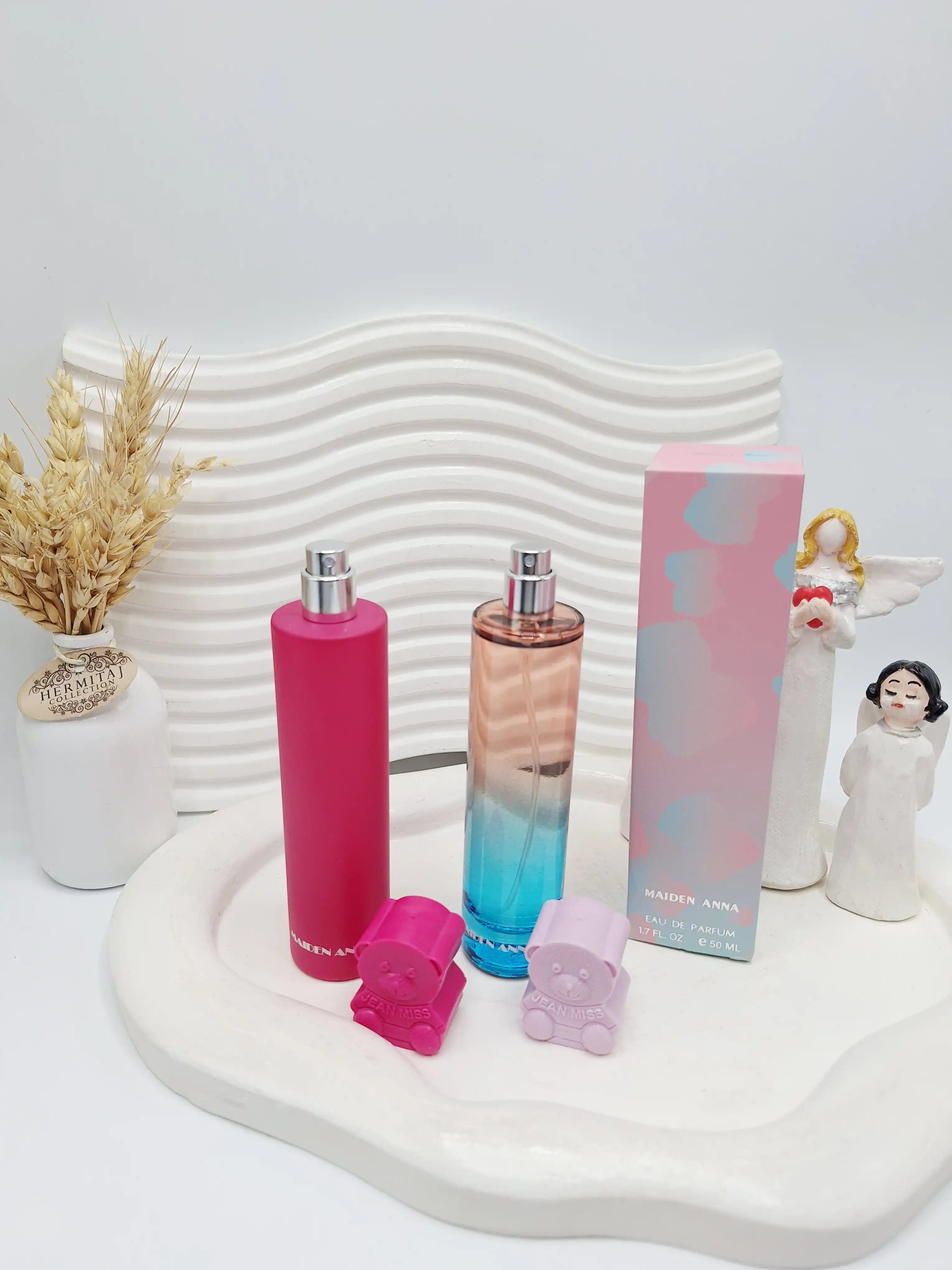 عطر خرسی با رایحه های شیرین و میوه ای  برند MAIDEN ANNA کد 3180